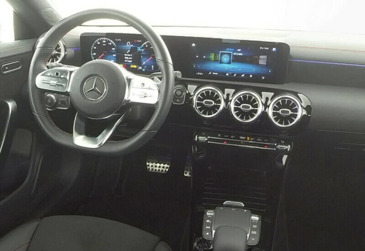 MERCEDES BENZ Classe CLA Image 6