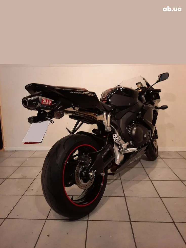 Honda CBR Image 2